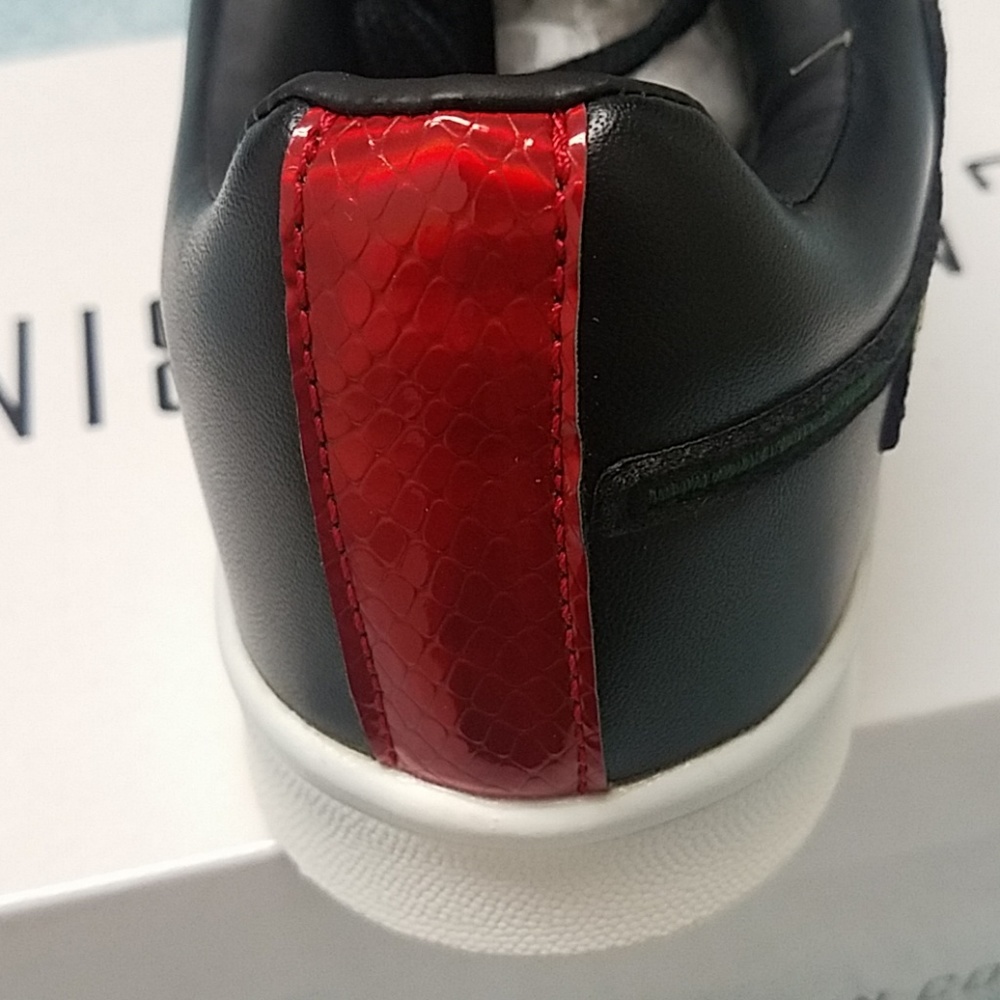 Cape Robbin sneaker - Picture 4 of 5
